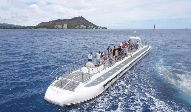 潜水艇上浮之后,人为什么不能马上出仓?这里告诉你原因