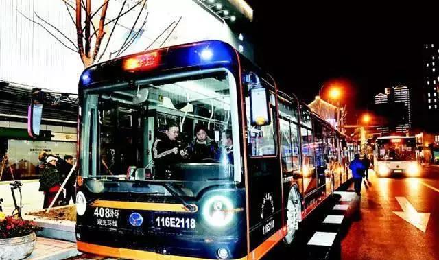 武汉最牛x的10辆公交,没坐过只能说明你太年轻!