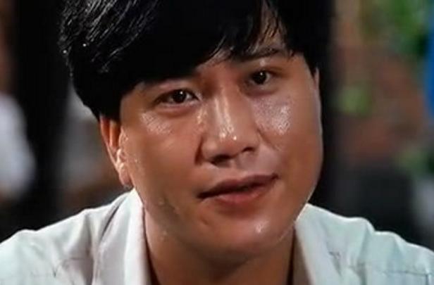 1988年,鸿泰电影公司将台南黑帮大佬吴进成的自传《我在黑社会的日子