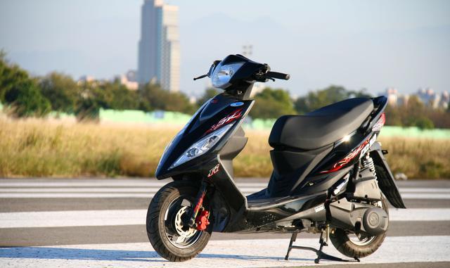 小丙测评|0-1km 加速特辑kymco vjr100