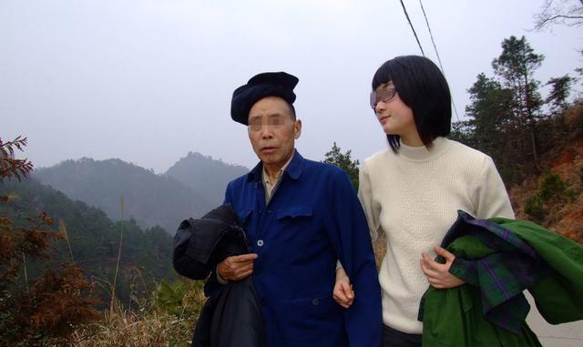 四个孙女一个孙子,爷爷取的名字,就问大家服不服?