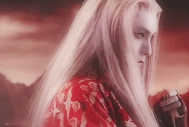 【古装剧中的披发的美男子,颜值直逼女子,有你着迷的吗?】夜华.