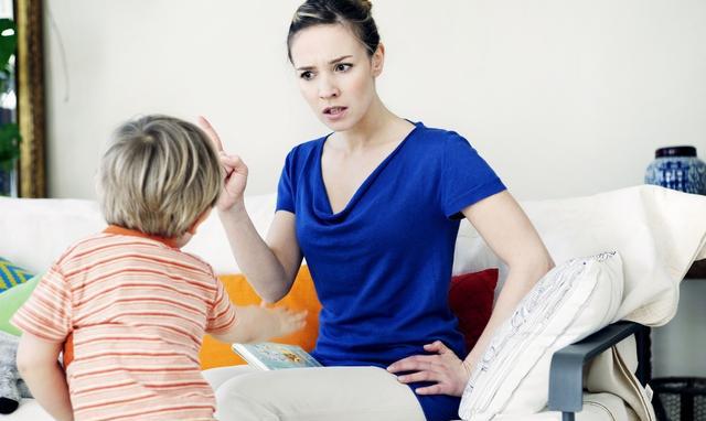 妈妈最让人讨厌的3种行为!轻易就毁掉孩子自尊!希望你没中招