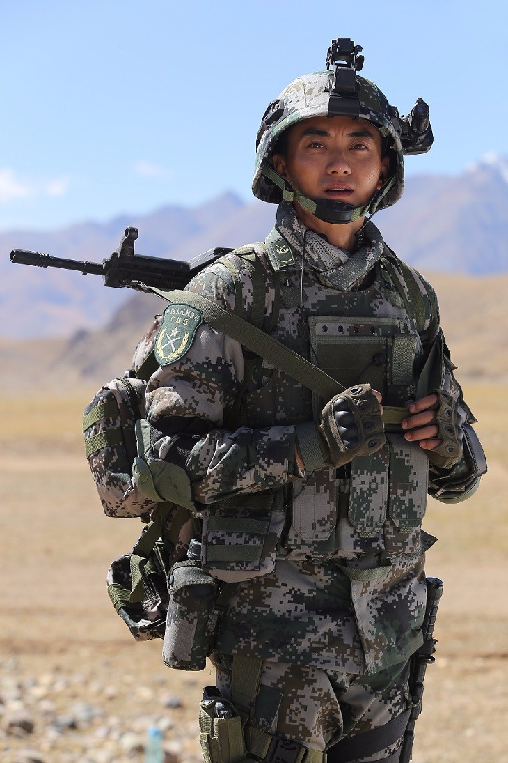 《突击再突击》收官 陈月末写信道别"梁永军"