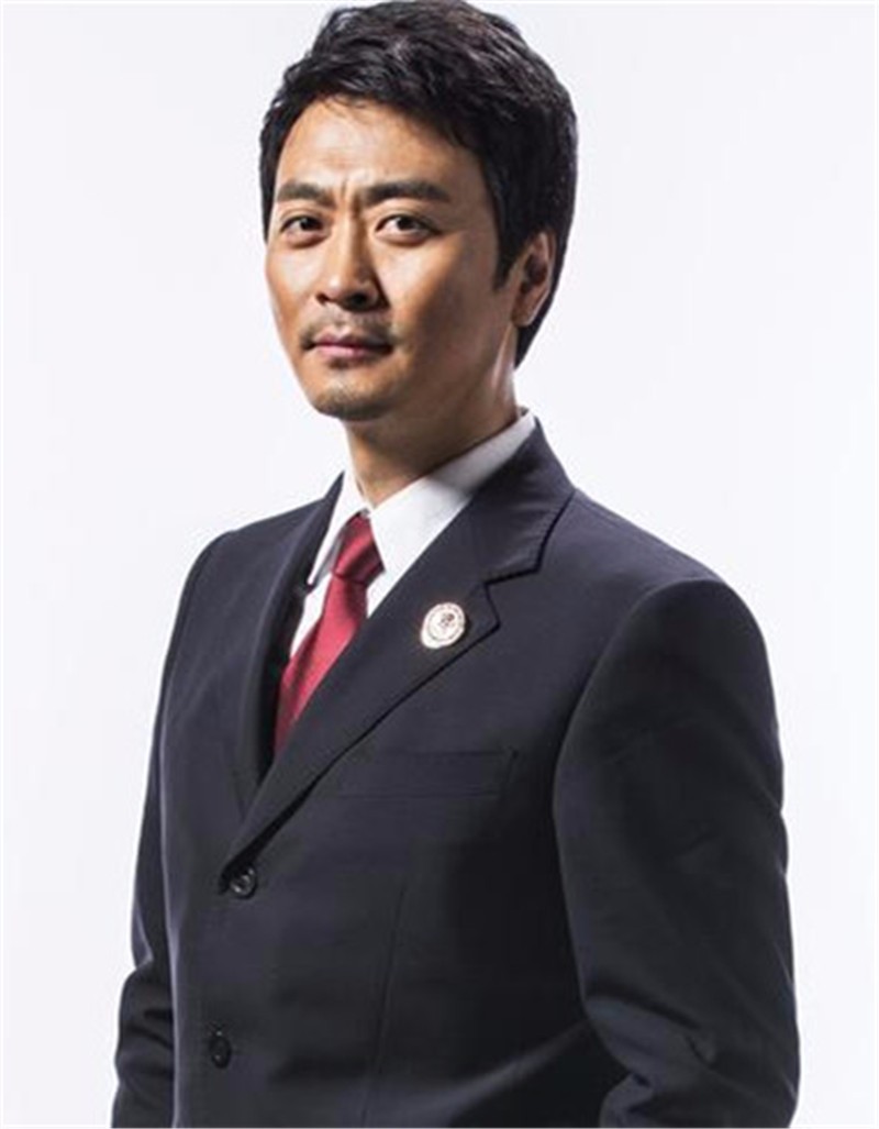 陈海局长变黄小厨千面潮叔黄俊鹏不仅戏好厨艺也了得