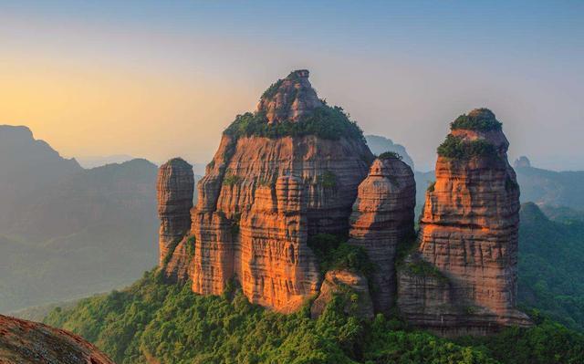 这些地方都自称"珠三角后花园", 你更喜欢哪个|丹霞山|广东大峡谷|珠