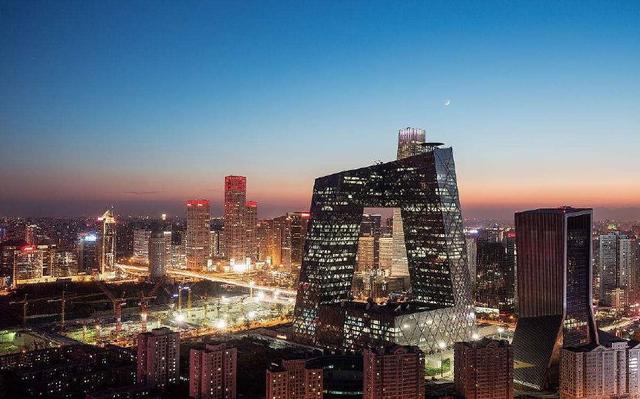 中国最富裕的城市储蓄达28万亿超上海人均年薪12万全国第一