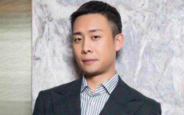 他曾被认为"不会演戏",40岁得影帝称号,娶央视美女为妻子|央视|张译