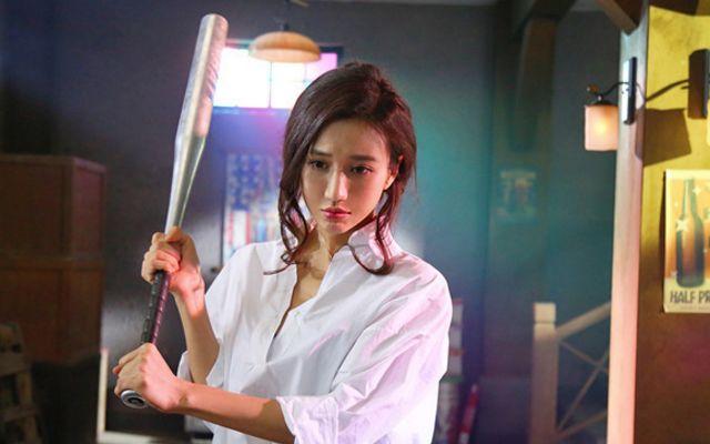 她在《一出好戏》担任配角,精彩的表现留给观众一个好的印象