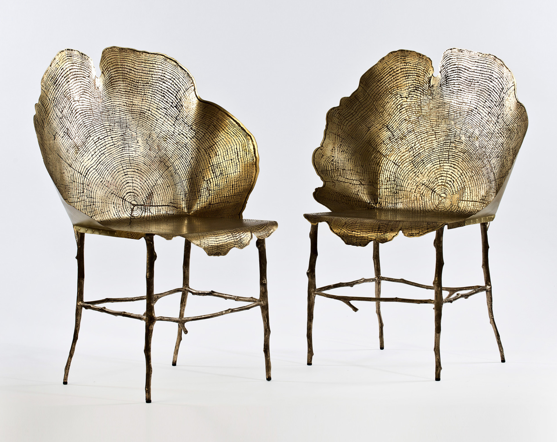 树桩图案转化为金属椅子 | 以色列设计师 sharon sides 运用蚀刻工艺