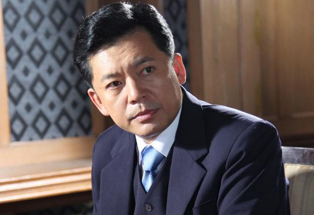 他是娱乐圈的一股清流,出道32年零绯闻,与妻子恩爱携手26年