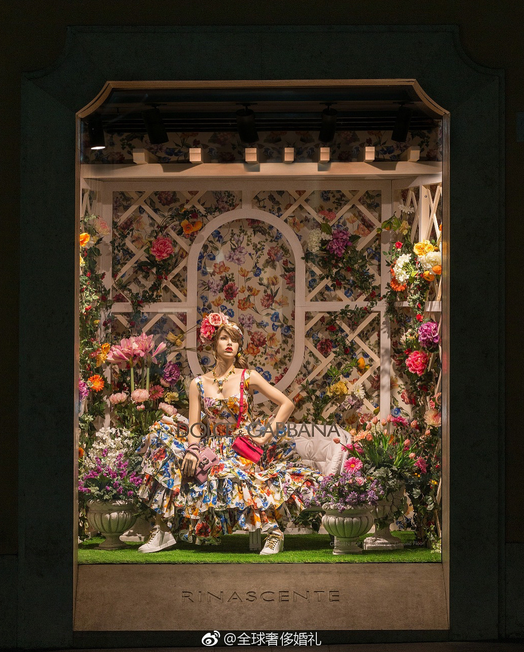 dolce&gabbana橱窗装饰,华丽的西西里岛风情