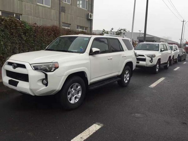 18款丰田超霸4runner美式肌肉越野车 性能更加强悍