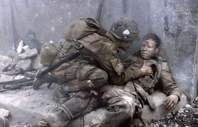 为什么在战场上有些士兵牺牲后没有任何伤口呢?