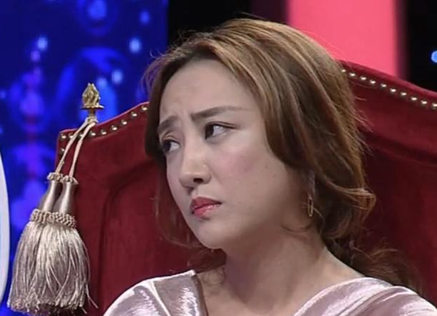 爱情保卫战:女大学生被霸道男友管着,终于忍受不了了