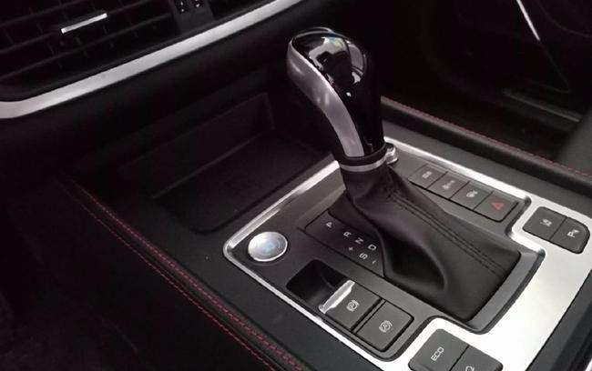 帅呆了比亚迪全新一代唐郑州首拍