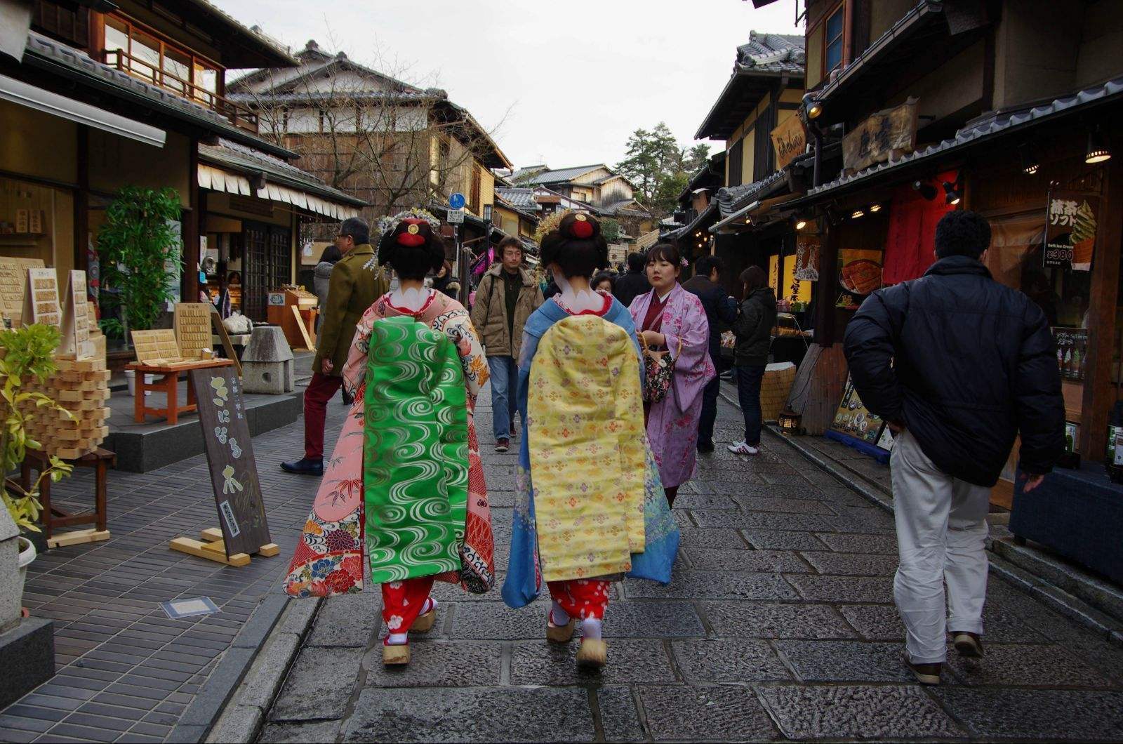 日本到底有多少黄花闺女?数据公布后,中国男人沸腾了!