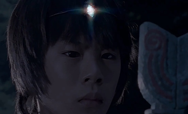 远古战士基因的人尽快觉醒,在剧中大古的儿子小翼不小心回到了古代,在