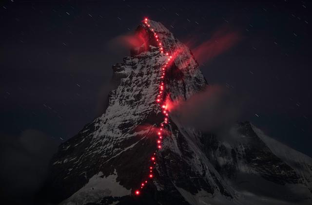 阿尔卑斯登山者火炬链阿根廷冰瀑白云石山脉北极熊打招呼比利时紫色的