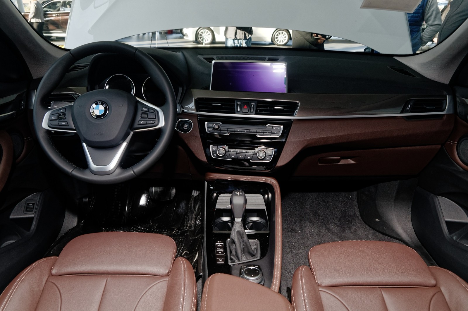 华晨宝马bmwx12019款正式上市