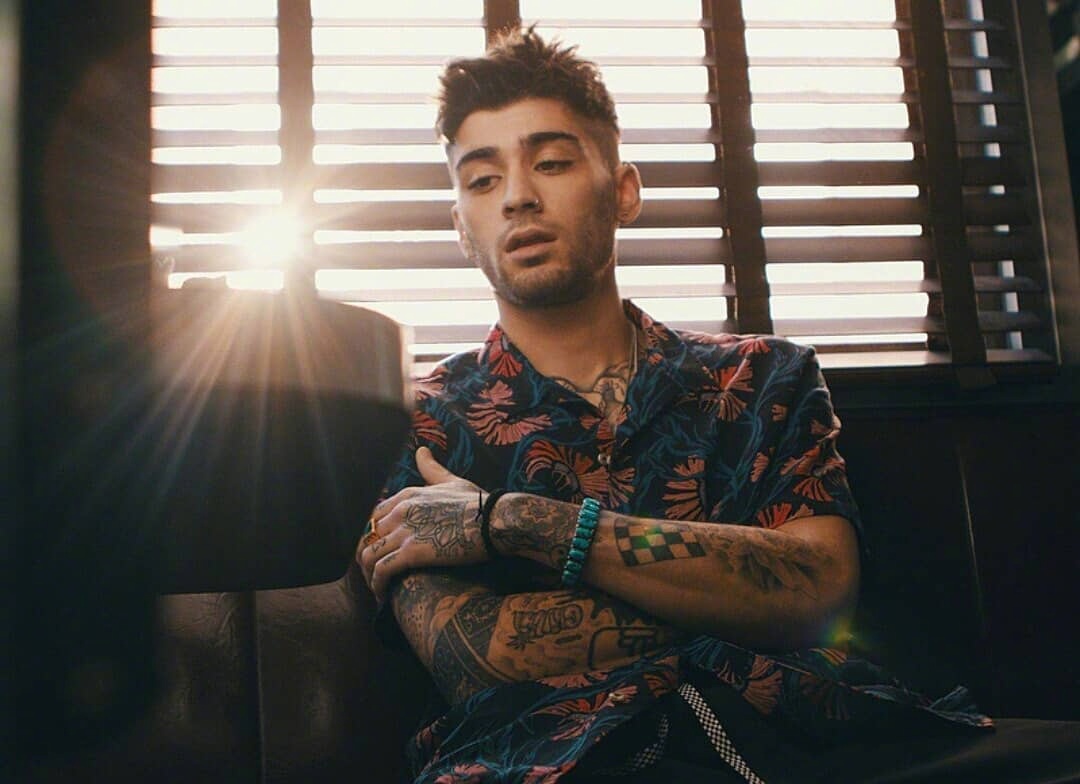 zayn代言penshoppe再释出4张写真!