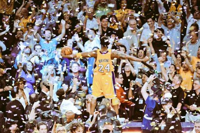 科比40岁生日,全美刷屏致敬祝福,一大波生涯壁纸,想你了黑曼巴