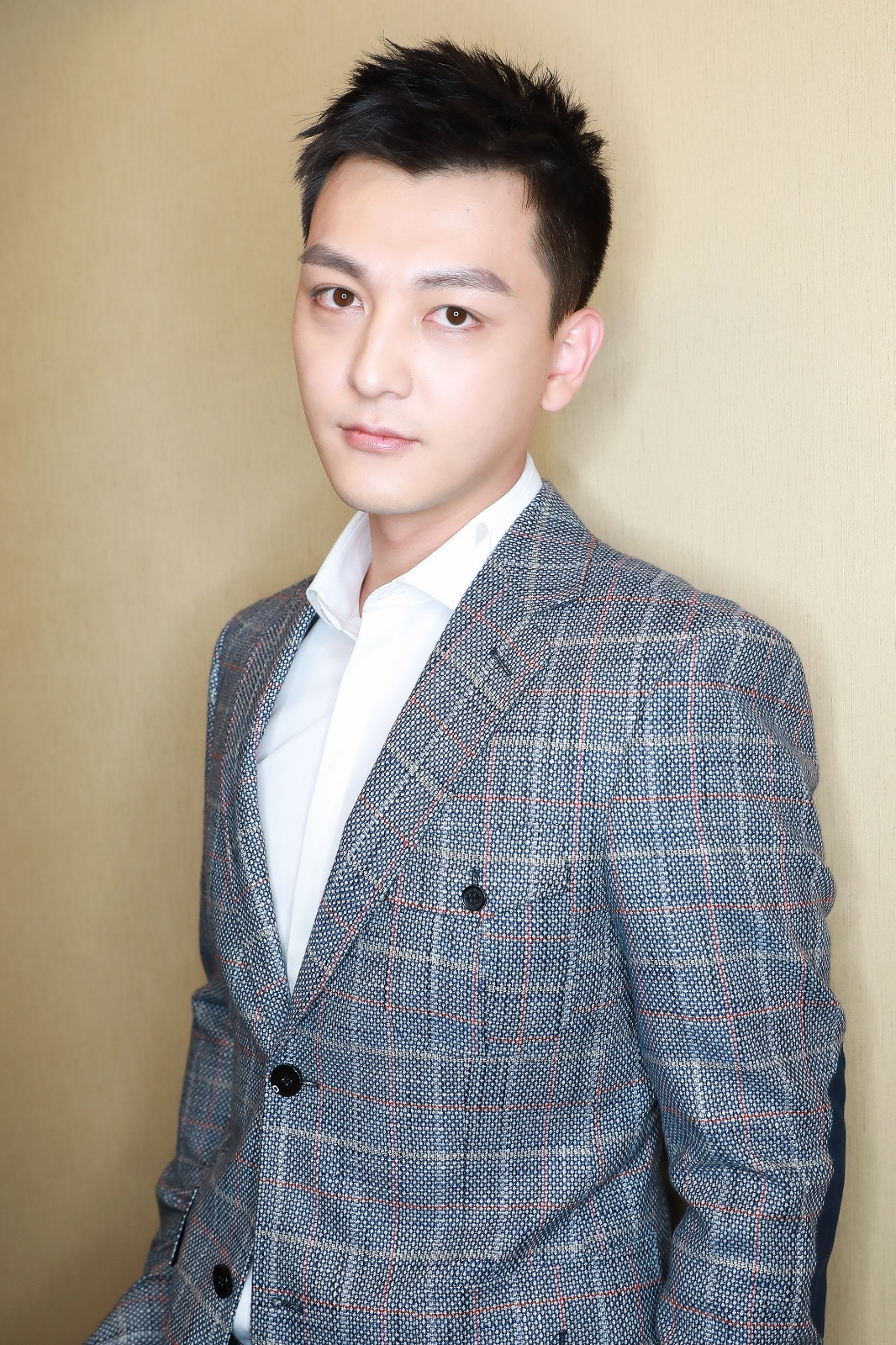 张晓谦获网影盛典人气演员北京女子图鉴热播金句连连