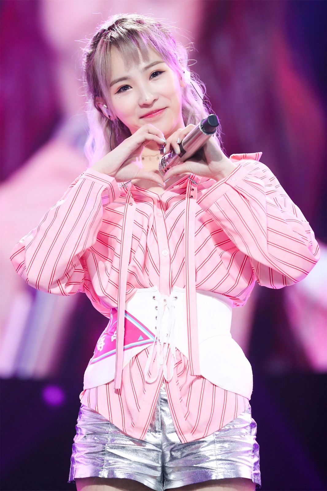 sing女团蒋申《创造101》颜值实力兼备 展现rap功力