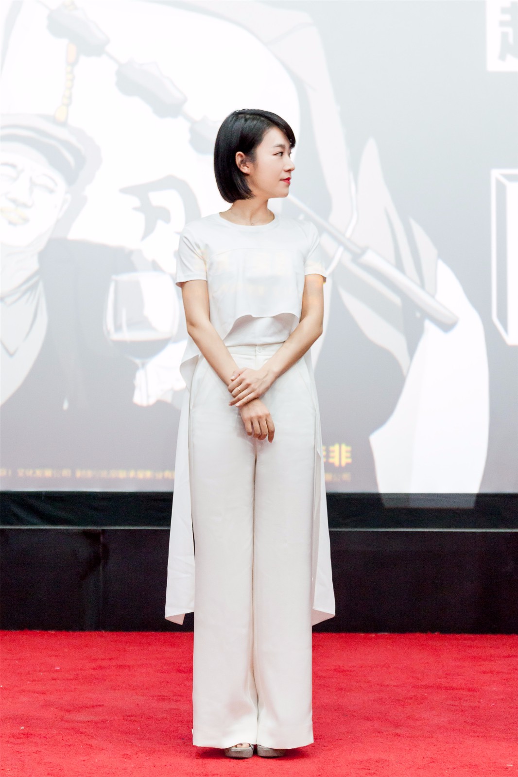 吕晓霖优雅亮相命运速递点映与观众零距离交流