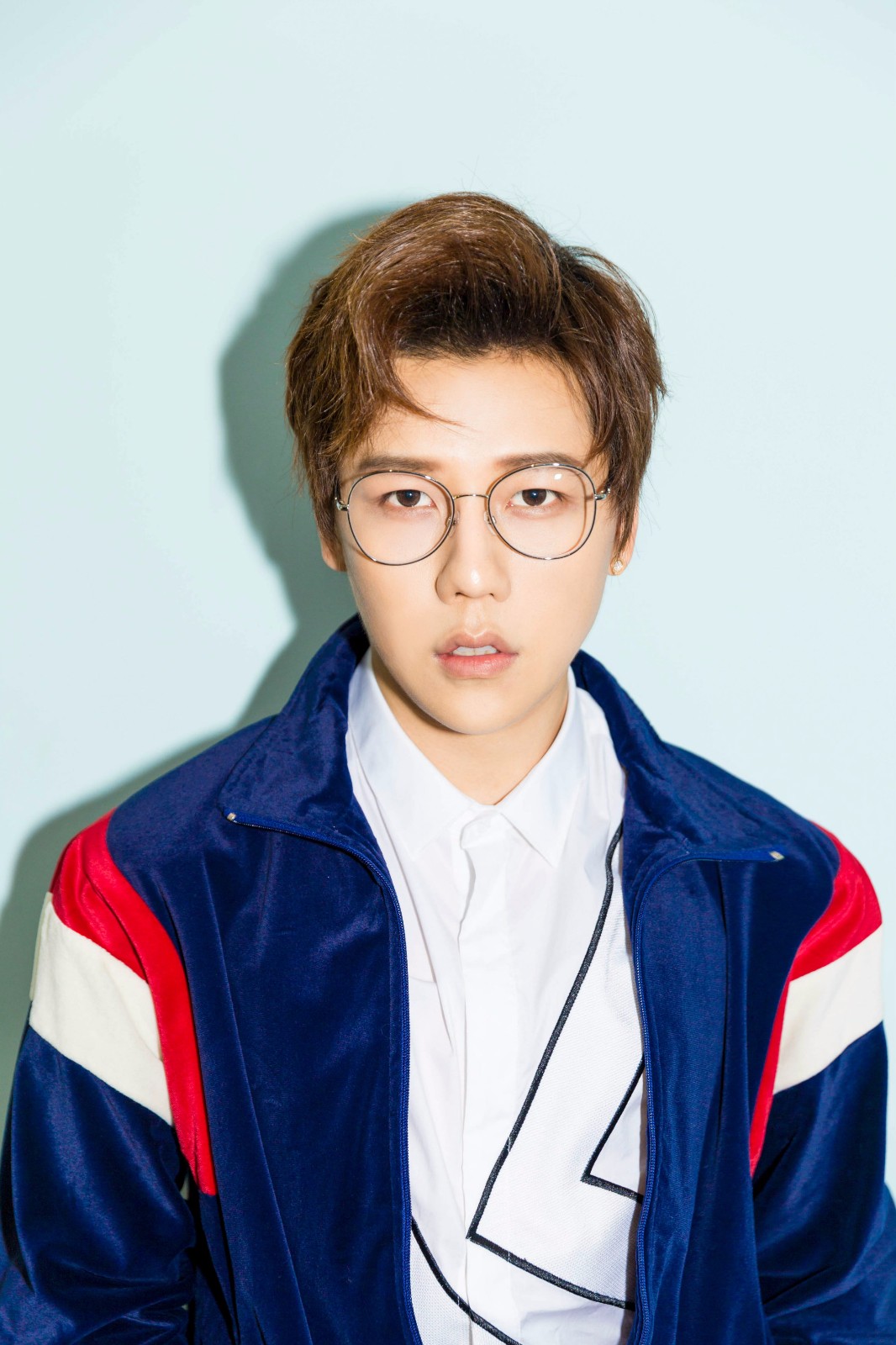 由东方卫视和灿星制作联合打造的大型原创明星舞蹈节目《新舞林大会》