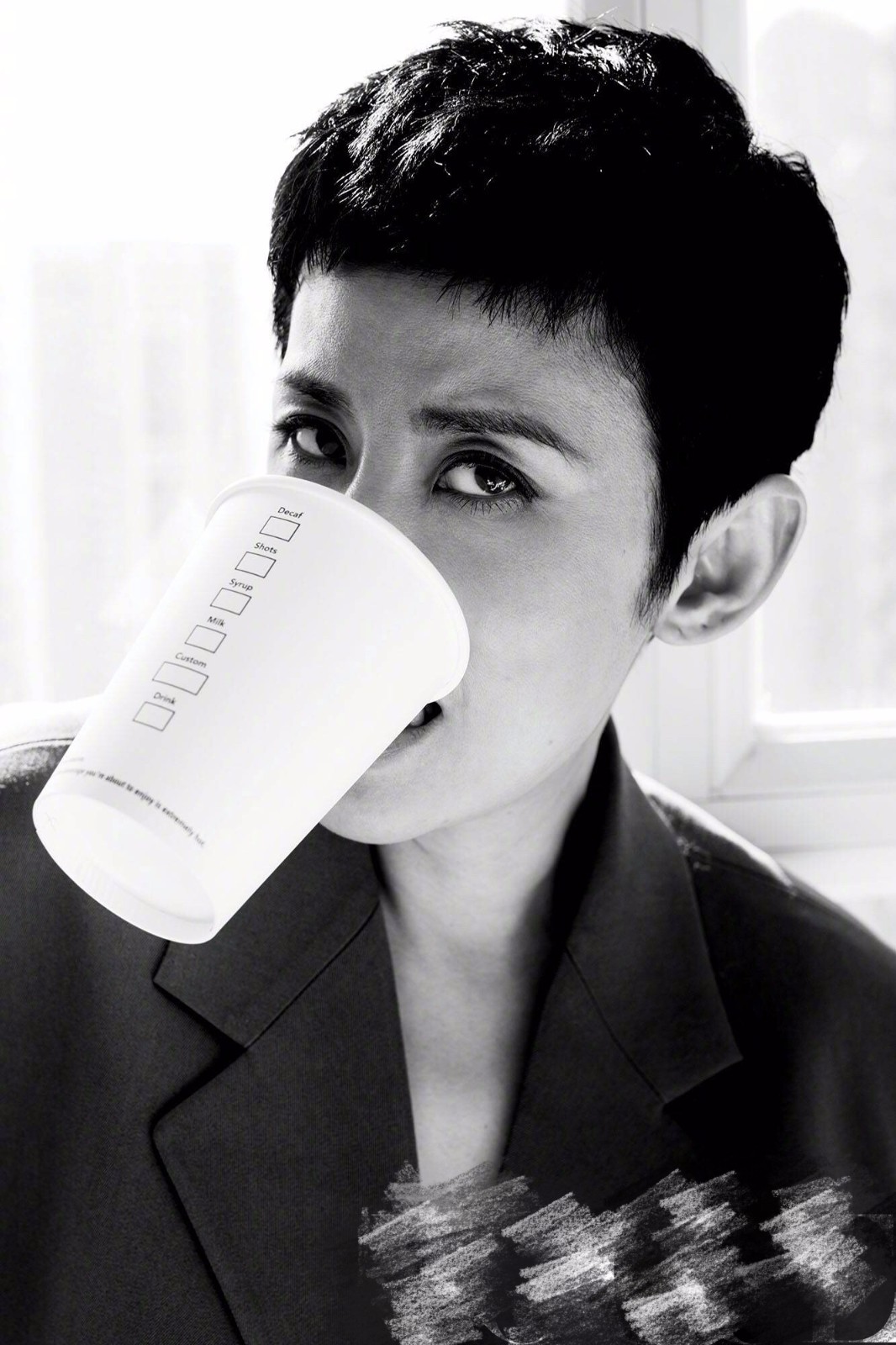 吴君如真的是大美女那一挂的:五十多岁了,要对生活一直虔诚!