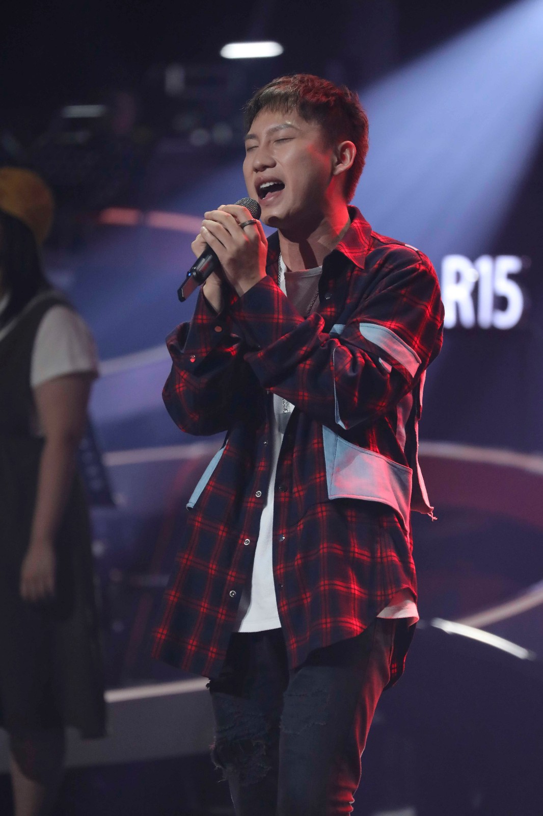 《中国好声音》"暖场小王子"怀揣"鸟巢梦",成周杰伦战队黑马