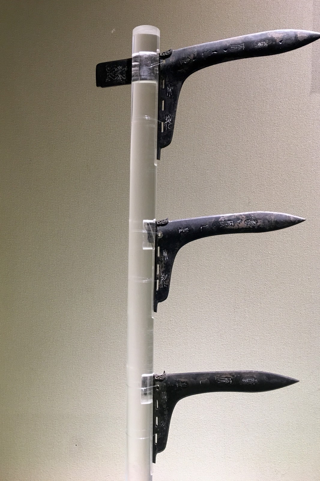 纹饰华美工艺精湛的曾侯乙青铜礼器兵器湖北省博物馆