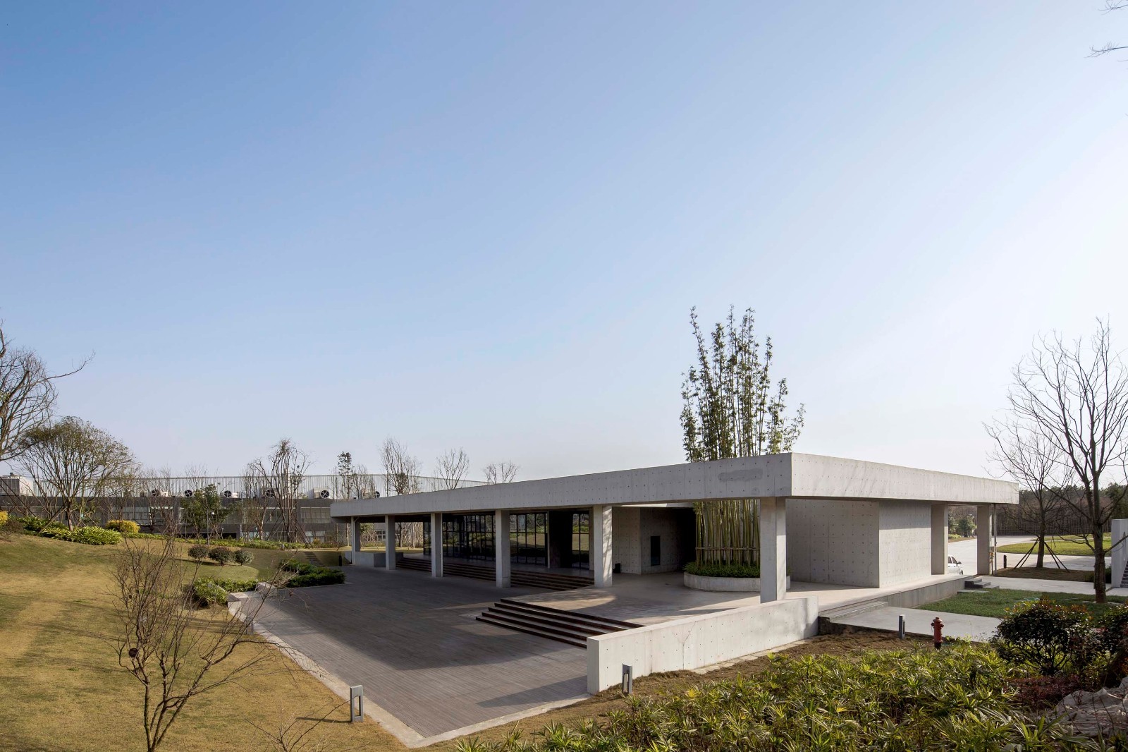 混凝土与风景——成都航宇（CAST） / 深圳汤桦建筑设计+新疆建筑科学|新疆|汤桦|航宇_新浪新闻
