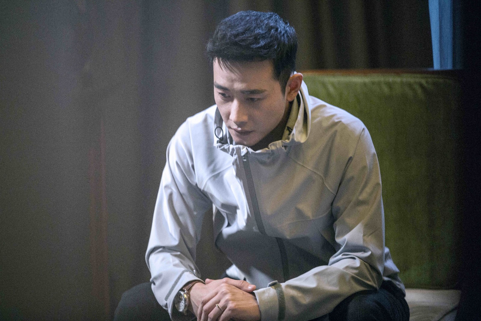 罗晋《破冰者》强势收官 新剧接档开启霸屏模式