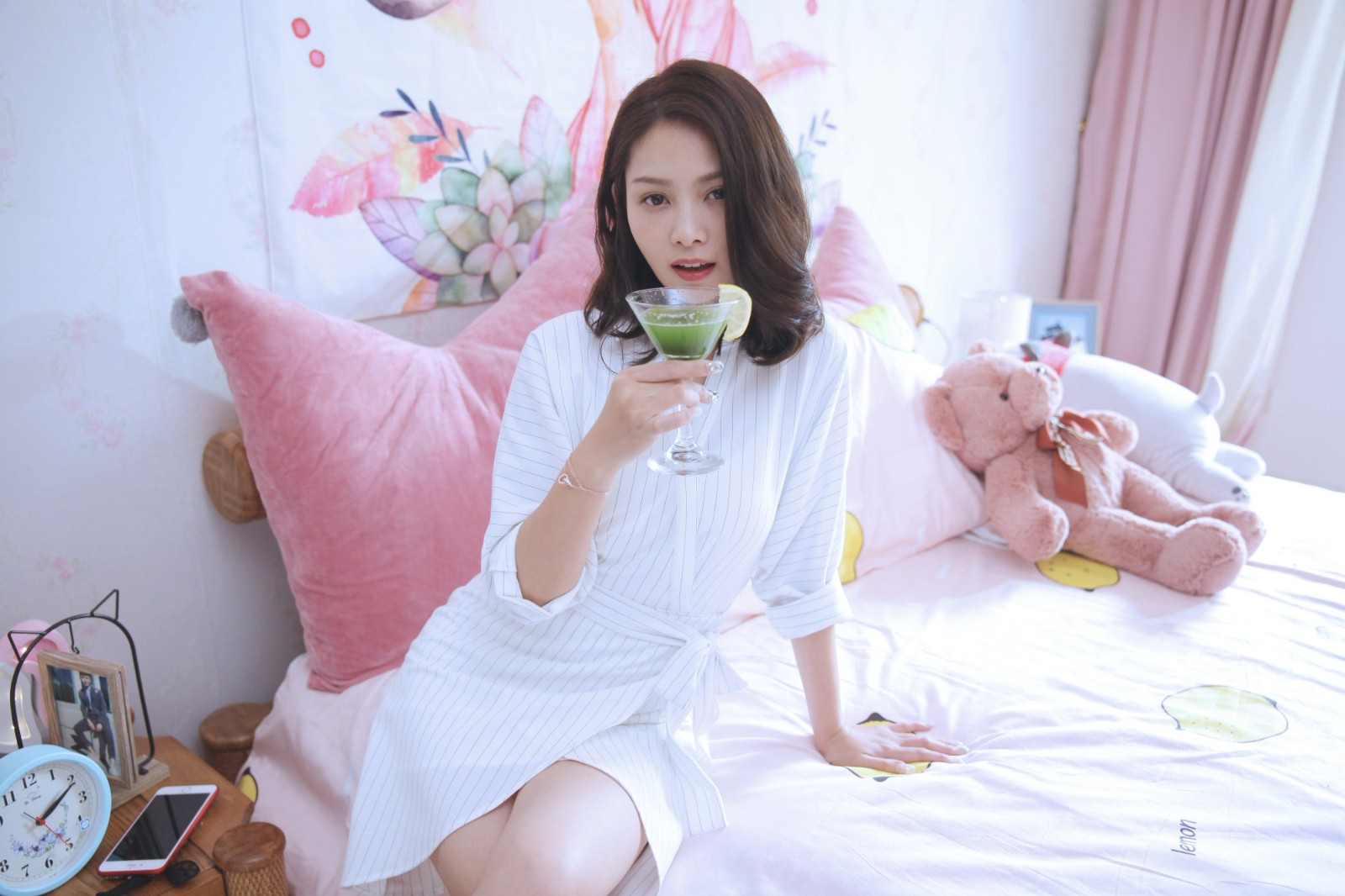 陈凌执导《辣妹甜心》定档9.4 痞子校花变身开启"青春变形记"