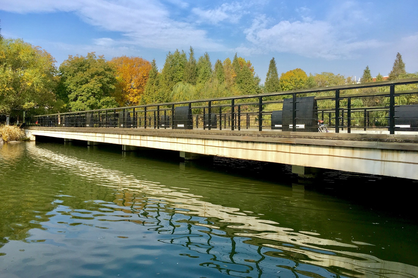 【行摄校园】郑州大学 眉湖秋色