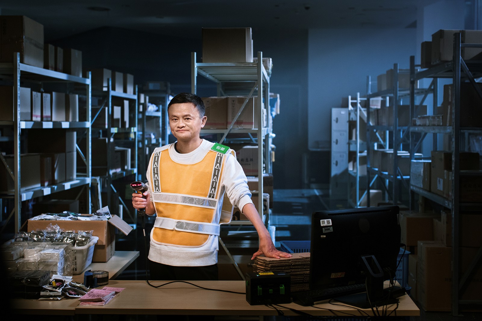 胡美菊是菜鸟网络华东奉贤北领仓的打包员.