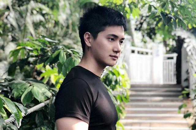 小五还有一个月就退役天天向上的位置却被霸占网友让他退出