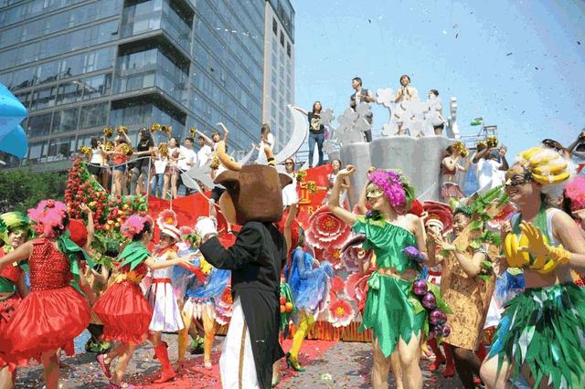 巴西的接待礼仪,让人觉得很害羞,因为当地人有这样的要求!