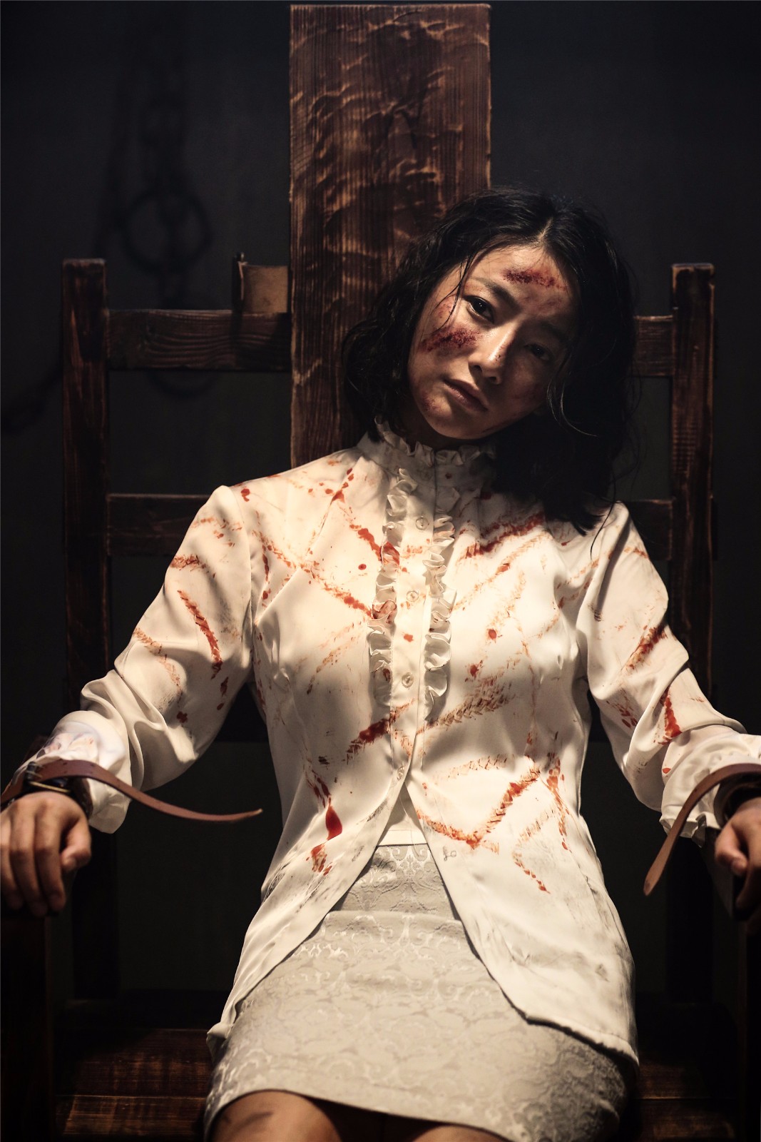 其中,付枚饰演的红颜特工具恩惠,在剧中展现了自己作为一名职业女特工