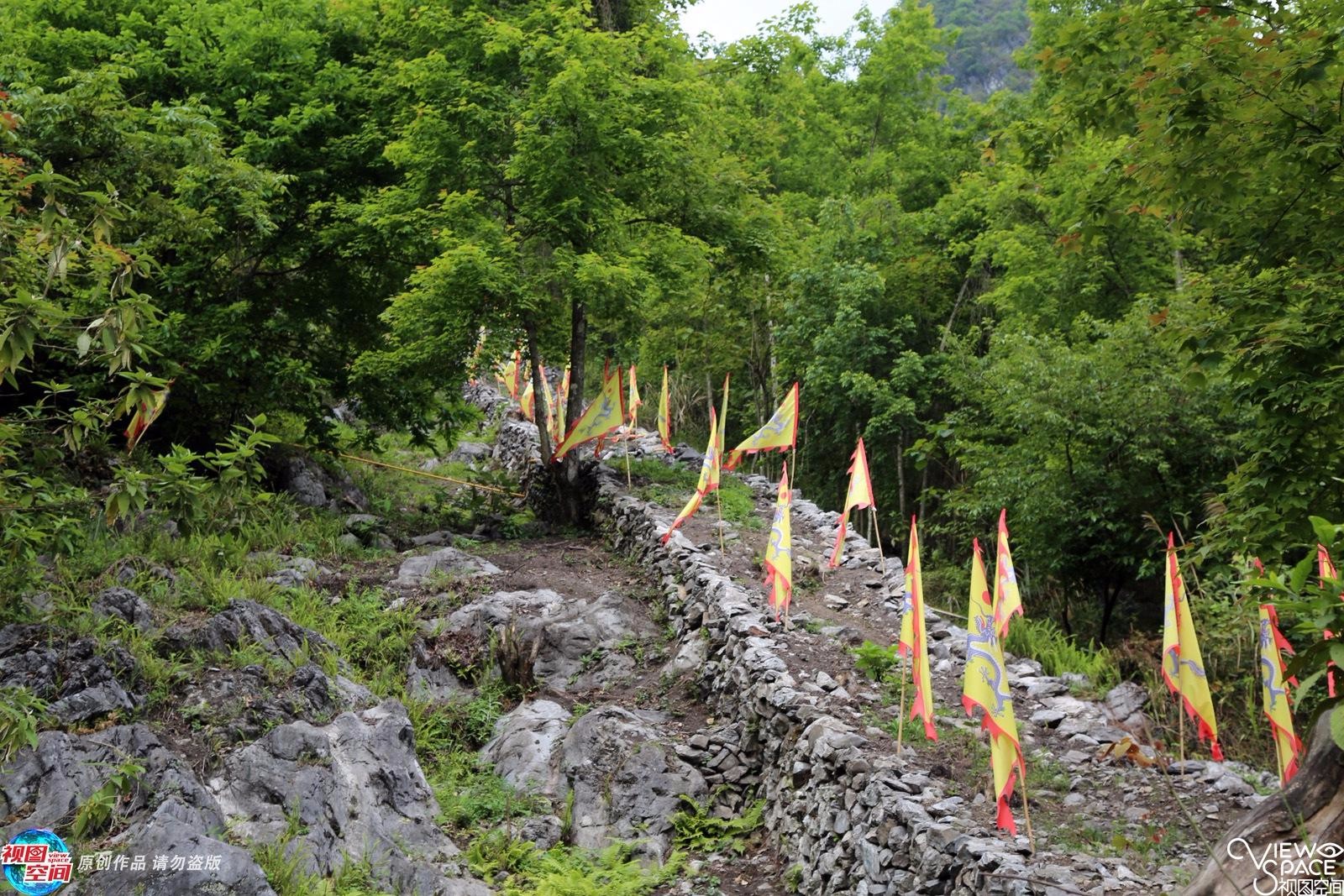 高山现400年前炼丹炉 万人参观|炼丹|炼丹炉|丹炉|炉山|遗址_新浪新闻