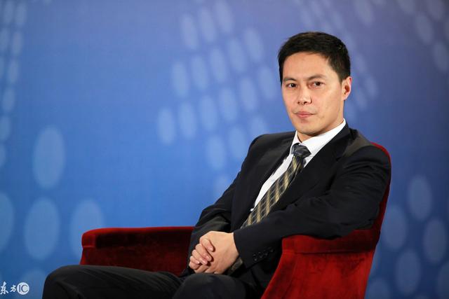 京东仓库曾混乱不堪,换4任经理都不搞定,这个人半个月搞定|余睿|京东