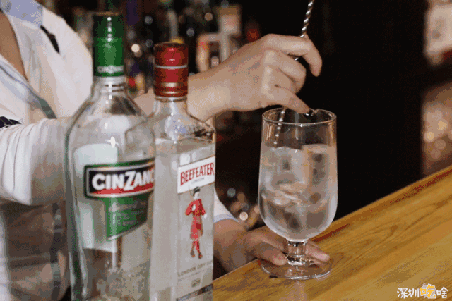 福田这家24h不开门的鸡尾酒吧藏着一瓶比我爷爷还老的酒