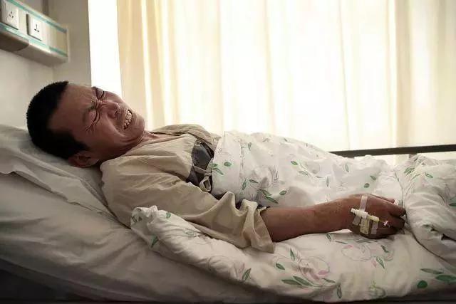 26岁单身男子肾衰竭医生告诫五年里天天这样肾当然受不了