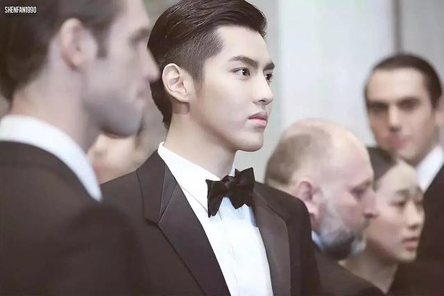 刘昊然,没有痞气但是一样很好看的男朋友,真的无死角,人长得帅声音