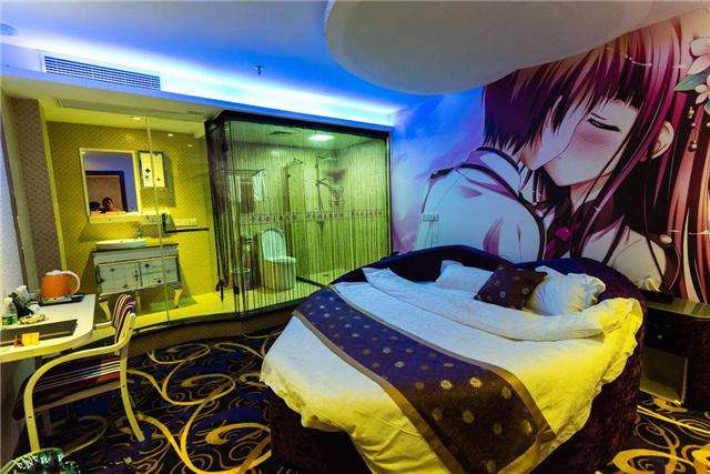 酒店情侣房的床为什么是圆的?房客以为是浪漫,竟是商家的小把戏