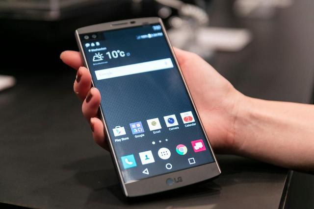 五摄手机lgv40入手测评到底如何是货真价实还是噱头