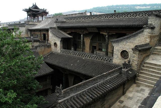 占地25万平方米,这座中式宅邸,号称"中国民居第一宅"