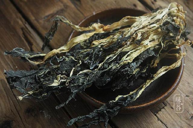 春节吃太多肠胃不适学做这道金银菜汤开胃消食又下火